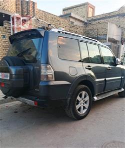 ميتسوبيشي باجيرو